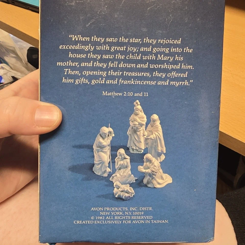 Avon Nativity Collectibles The Magi Balthasar Porcelain Figure Used 1982 Used